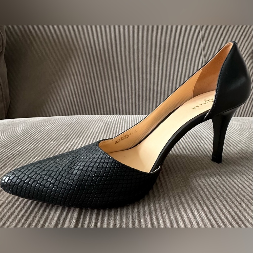 Cole Haan Highline Leather Black Pump (3") with Textured Toe Cap in Size 9 1/2